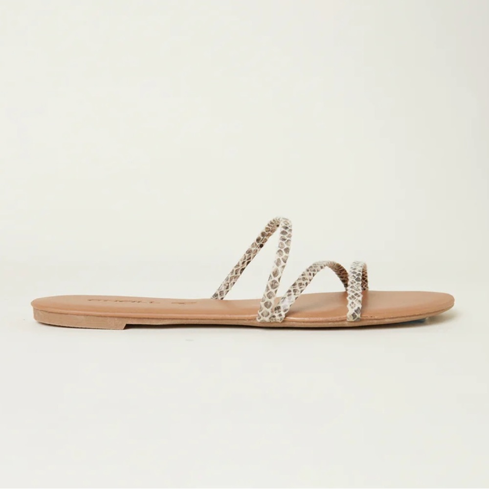 O’Neil Vulcan Sandals - Picture 3 of 10